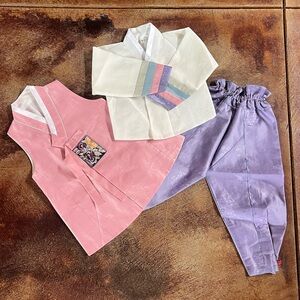 Kid Traditional Korean Hanbok Set in Pink and Cream